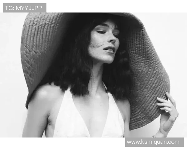 足球明星化身时尚模特的惊艳瞬间揭秘